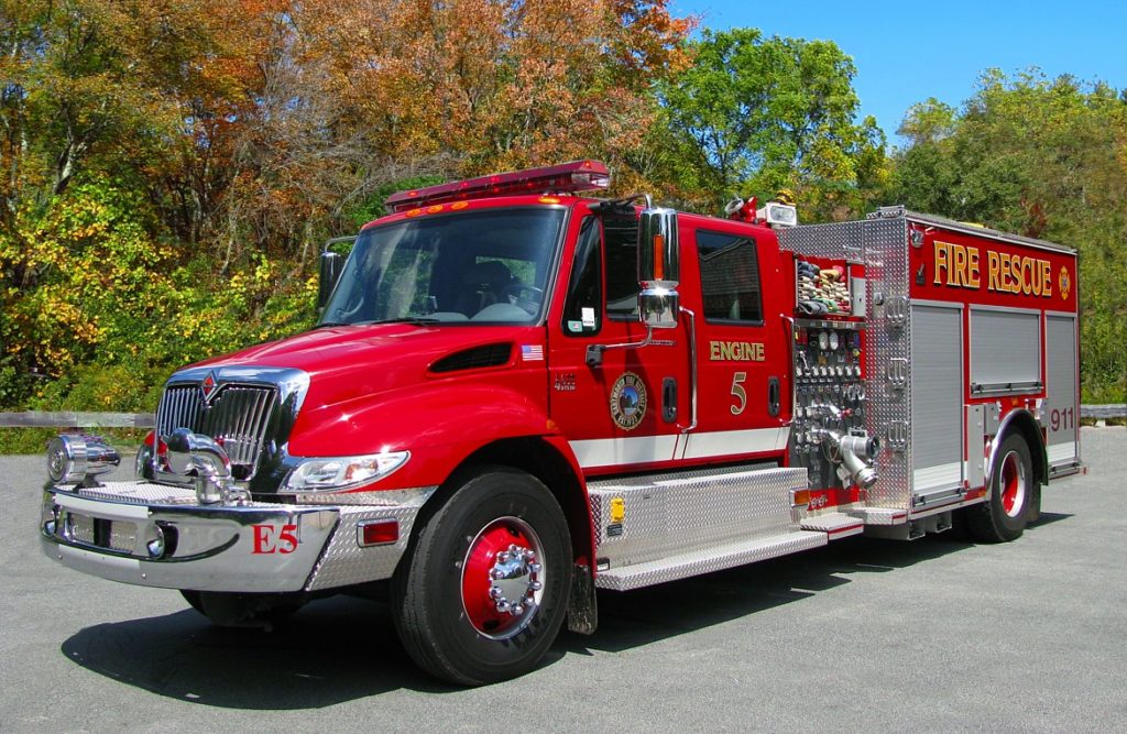 Engine 5 - 
2004 Smeal Class "A" - Rescue Pumper - 
1250 gpm Pump - 
1000 Gallons Water - 
Jaws of Life